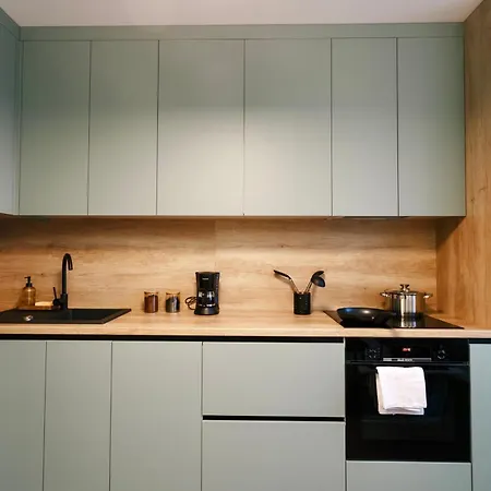 Apartment Charming, Spacious And Luxurious 2br In Center - Grandstay
